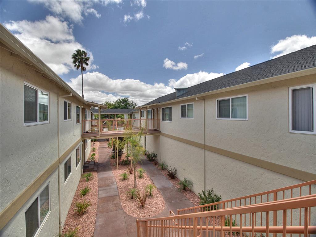 South Mary Place Apartments photo 3